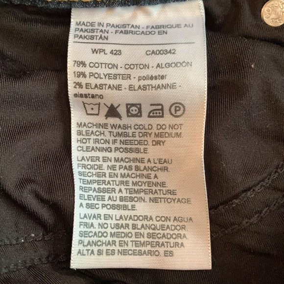 Levi’s Signature totally shaping skinny jeans. Size 6. 28 x 32 - Picture 3 of 7